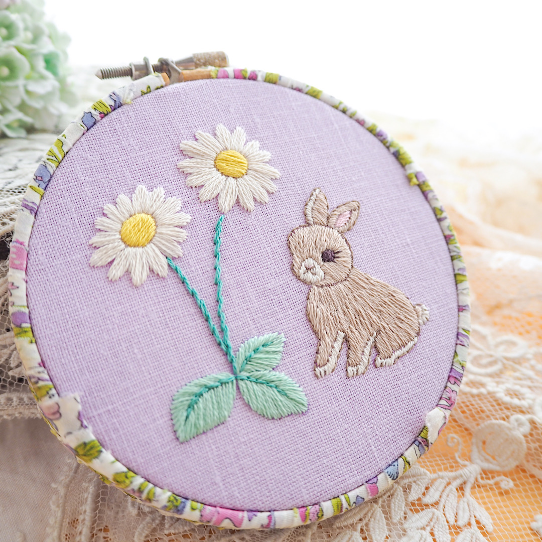 人気デザイナー Vogart 刺繍 図案 花 ienomat.com.br